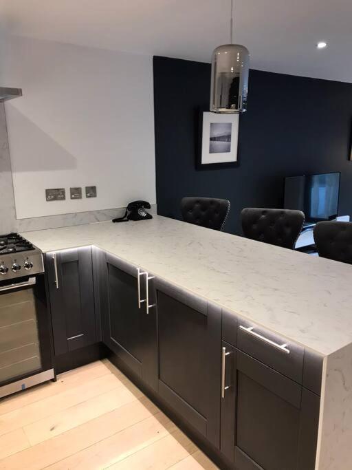 New Town House With *Free Allocated Parking* Apartment Brighton Екстериор снимка
