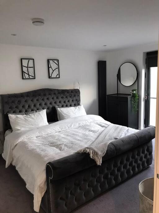 New Town House With *Free Allocated Parking* Apartment Brighton Екстериор снимка